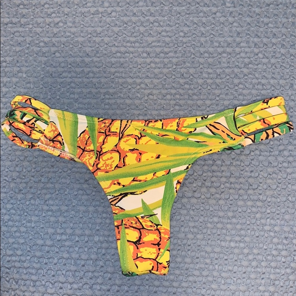Midori signature pineapple tavarua bottoms